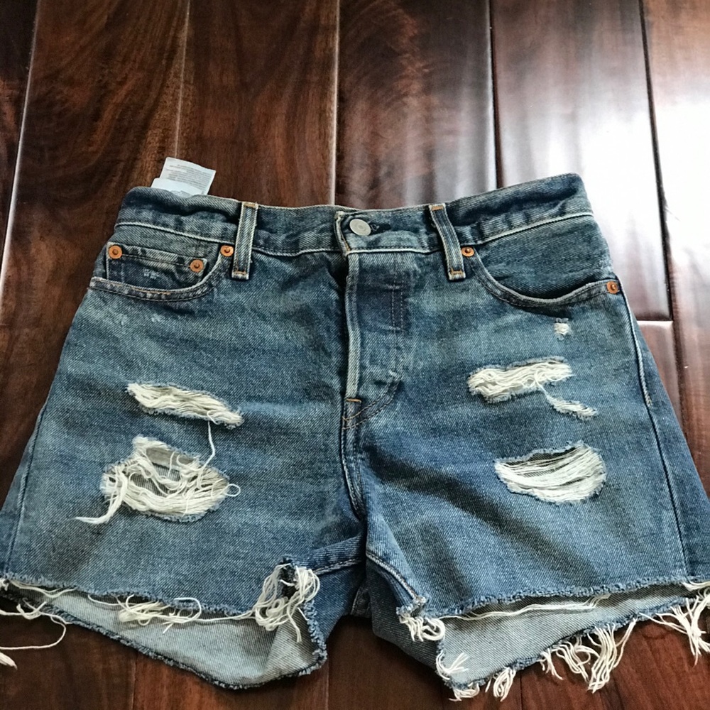 Denim ripped shorts